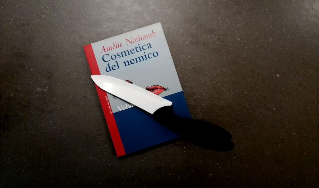 “La cosmetica del nemico”: le confessioni di Amelie Nothomb