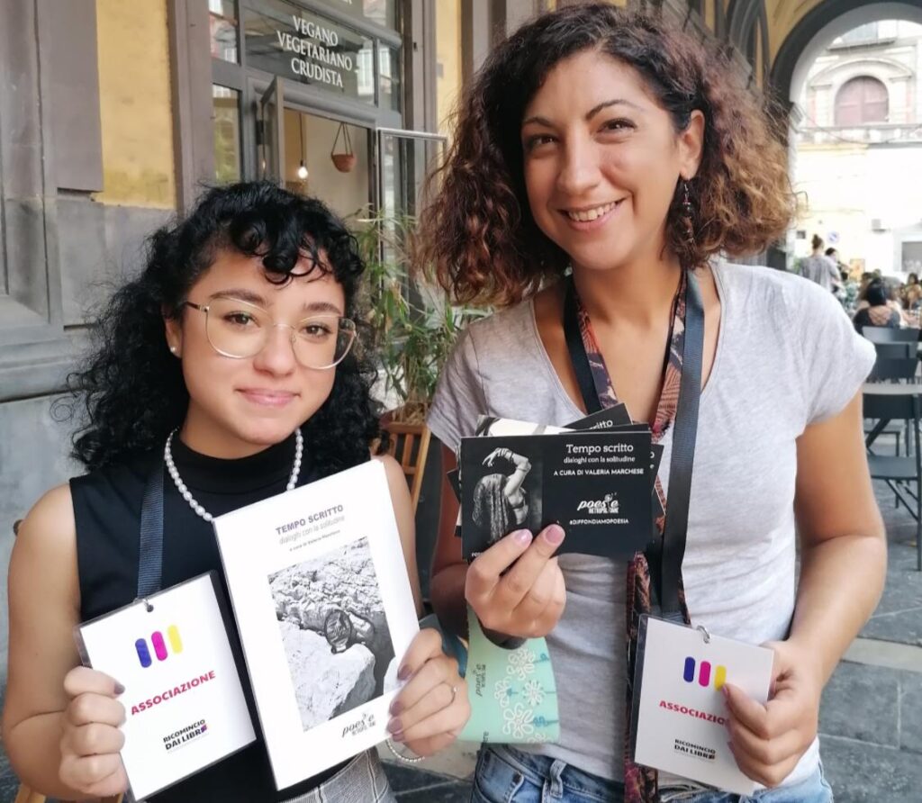 Valeria Marchese e Rosa Mancini, presidentessa dell’Associazione Culturale Poesie Metropolitane