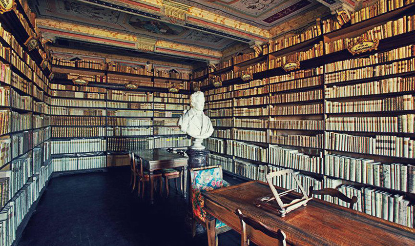 Cosa vedere a Recanati: come prima cosa, la biblioteca di Giacomo Leopardi!