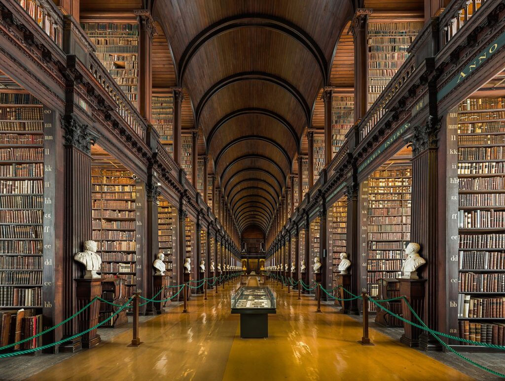 Trinity College Old Library, Dublino (fonte: Wikipedia)